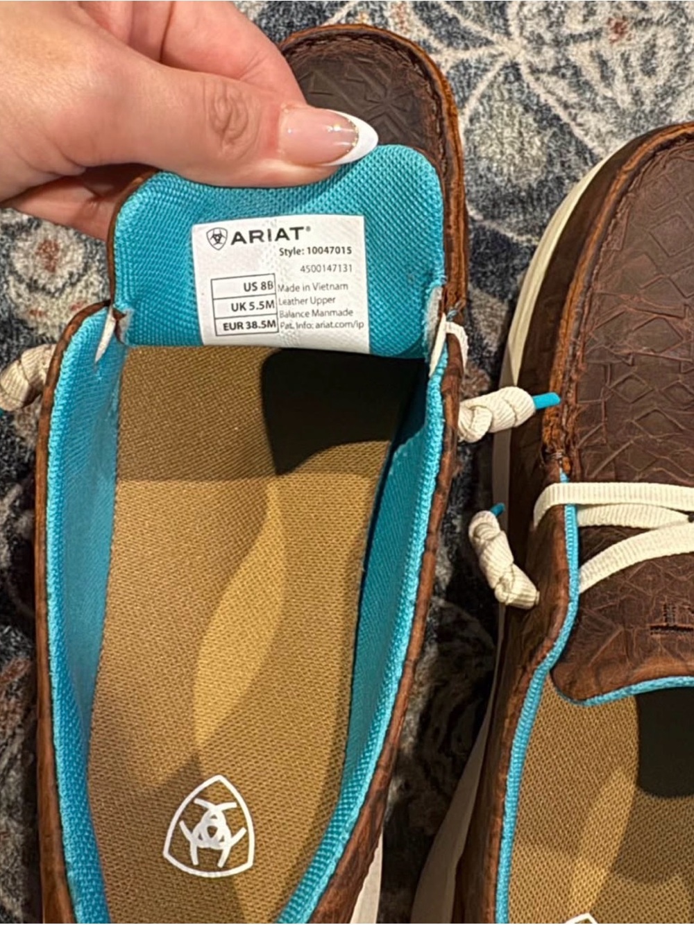 Ariat Women’s Brown Leather Boat Shoes with White Sole and Teal Lining NWT - Picture 8 of 9